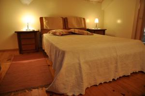 Casa do Meio da Vila