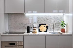 Away to Discover Apartment - hapiness has a place