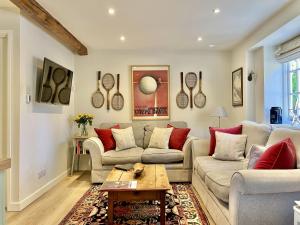 The Old Stables by inspirestays-com