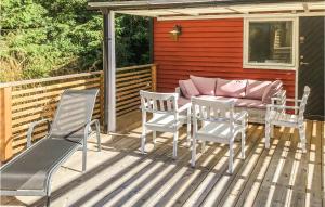 4 Bedroom Cozy Home In Brottby