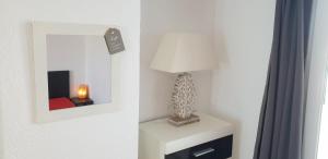 Lake Getaway Apartment with Private entrance, right on the Lake Constance cycle path, barbecue area, free wifi, Netflix and free bikes