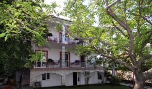 Apartment Selce 2379b 