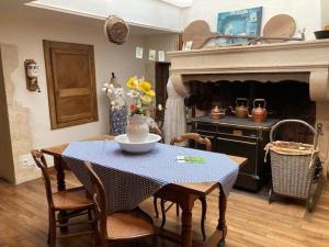 Ancienne ferme restaurée avec charme, vergers de mirabelles, borne électrique, proche Lac de Madine - FR-1-585-7