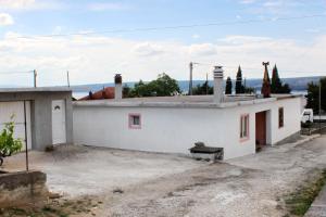 Apartments by the sea Posedarje, Novigrad - 6240 - 3hvězdičkové hotely ve městě Posedarje