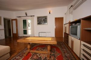 Apartments with a parking space Vodice - 6238