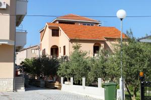 Apartments by the sea Sukosan, Zadar - 6229