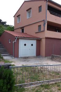 Apartments by the sea Brgulje, Molat - 6250