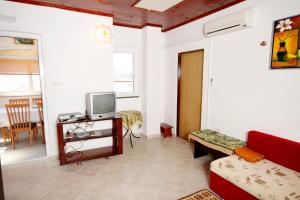 Apartments by the sea Brgulje, Molat - 6250