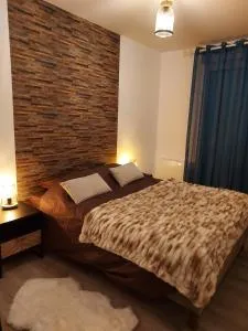 Georges, un appartement au look chic rustique - Escamps