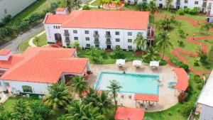 花园别墅酒店 - 与那