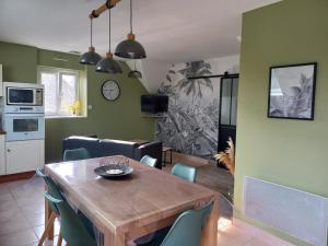 Appartements appartement 5 pers a Plouhinec : photos des chambres