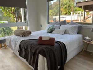 Serenity at Umina Beach Renovated Coastal Retreat