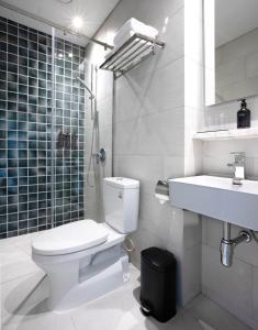 Phòng 2 giường đơn B (Twin Room B)