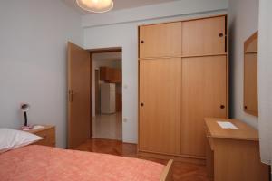 Apartments with a parking space Tkon, Pasman - 6216