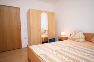 Apartments with parking space Tribunj, Vodice - 6223