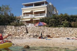 Apartments by the sea Mandre, Pag - 6386 