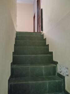 Sobey Laris Homestay CHIKU1