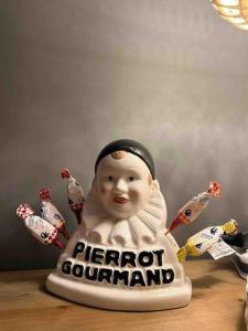 Appartements room five - parking, balneotherapie, place nationale, un havre de paix : Appartement 1 Chambre