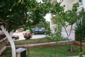 Apartments with parking space Brodarica, Sibenik - 6313