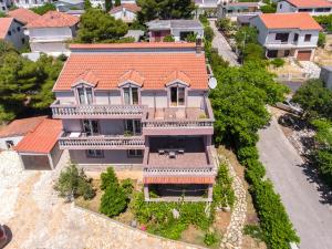 Apartments by the sea Pirovac, Sibenik - 6280