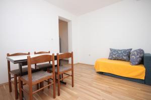 Apartments by the sea Stara Novalja, Pag - 6365