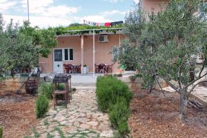 Apartments with a parking space Pirovac, Sibenik - 6278