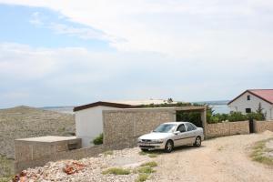 Apartments with a parking space Cove Smokvica, Pag - 6314