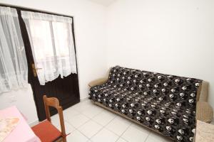 Apartments with a parking space Pag - 6367