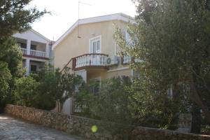 Apartments by the sea Mandre, Pag - 6416 