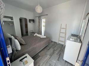 One-Bedroom Apartment with Balcony (2 Adults) room in Marioly Studios