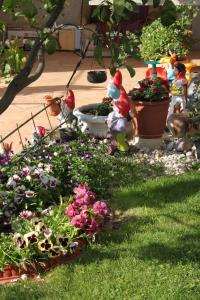 Apartments with parking space Vodice - 6271