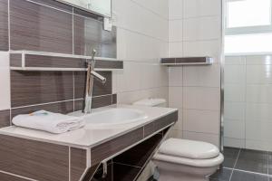 Apartments by the sea Stara Novalja, Pag - 6319