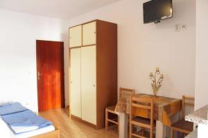 Apartments by the sea Metajna, Pag - 6379