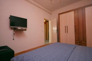 Apartments by the sea Pag - 6381