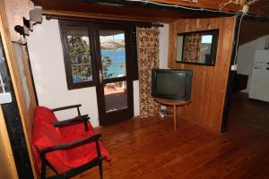 Apartments by the sea Stara Novalja, Pag - 6390