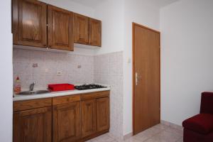 Apartments with parking space Kustici, Pag - 6287