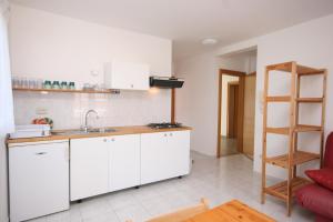 Apartments with parking space Mandre, Pag - 6405