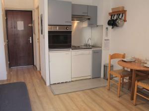 Appartements Appartement Vars, 1 piece, 2 personnes - FR-1-330B-116 : photos des chambres