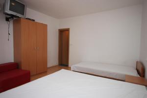 Apartments by the sea Zubovici, Pag - 6356