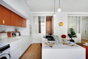 Chic Apartment -2BR-6P- Invalides