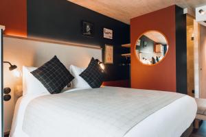 Hotels greet Hotel La Rochelle Centre : photos des chambres