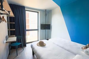 Hotels ibis Budget La Rochelle Centre : photos des chambres