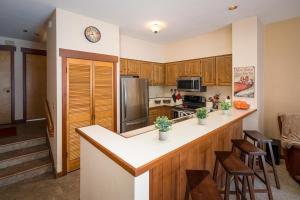 Granite River Retreat at Alpine Meadows