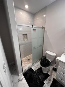 SPRINGVIEW HOMES 12MINS FROM EWR & 3 MINS FROM UNIVERSITY HOSPITAL