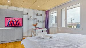 Evis Home Hotel & Apartments