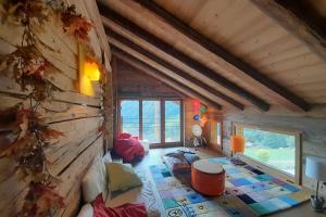 Chalets Chalet with Panoramic View and Sauna : photos des chambres