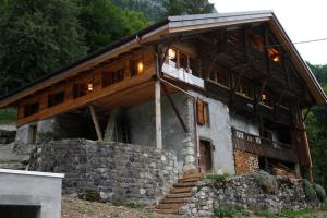 Chalets Chalet with Panoramic View and Sauna : photos des chambres
