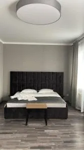 Апартаменты гостиничного типа в центре города в ЖК «Арман» - Ferrosplav