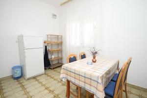Apartments by the sea Vlasici, Pag - 6523