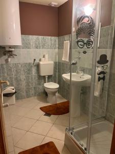 HOTEL Kuruc Panzio TARPA Kossuth utca 25E